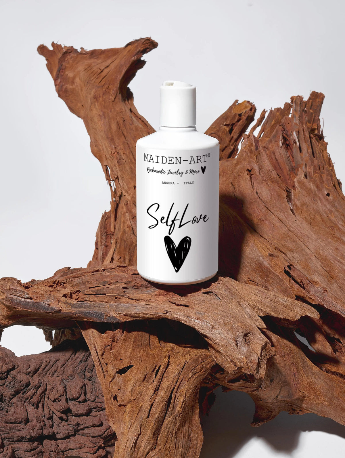 Shampoo Nourish – Cuidado Consciente del Cabello, Nutre y Volumiza