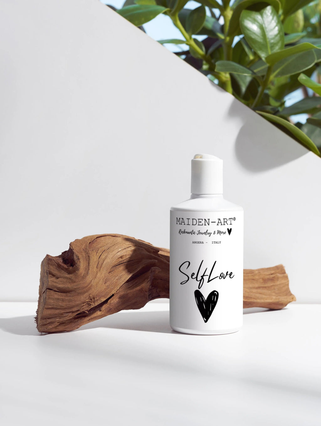 Shampoo Nourish – Cuidado Consciente del Cabello, Nutre y Volumiza